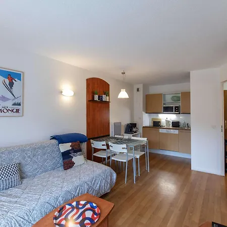 T2 Agreable Pour 4 Pers Avec Piscine, Salle De Fitness Et Parking Couvert - - Fr-1-404-265 * La Mongie